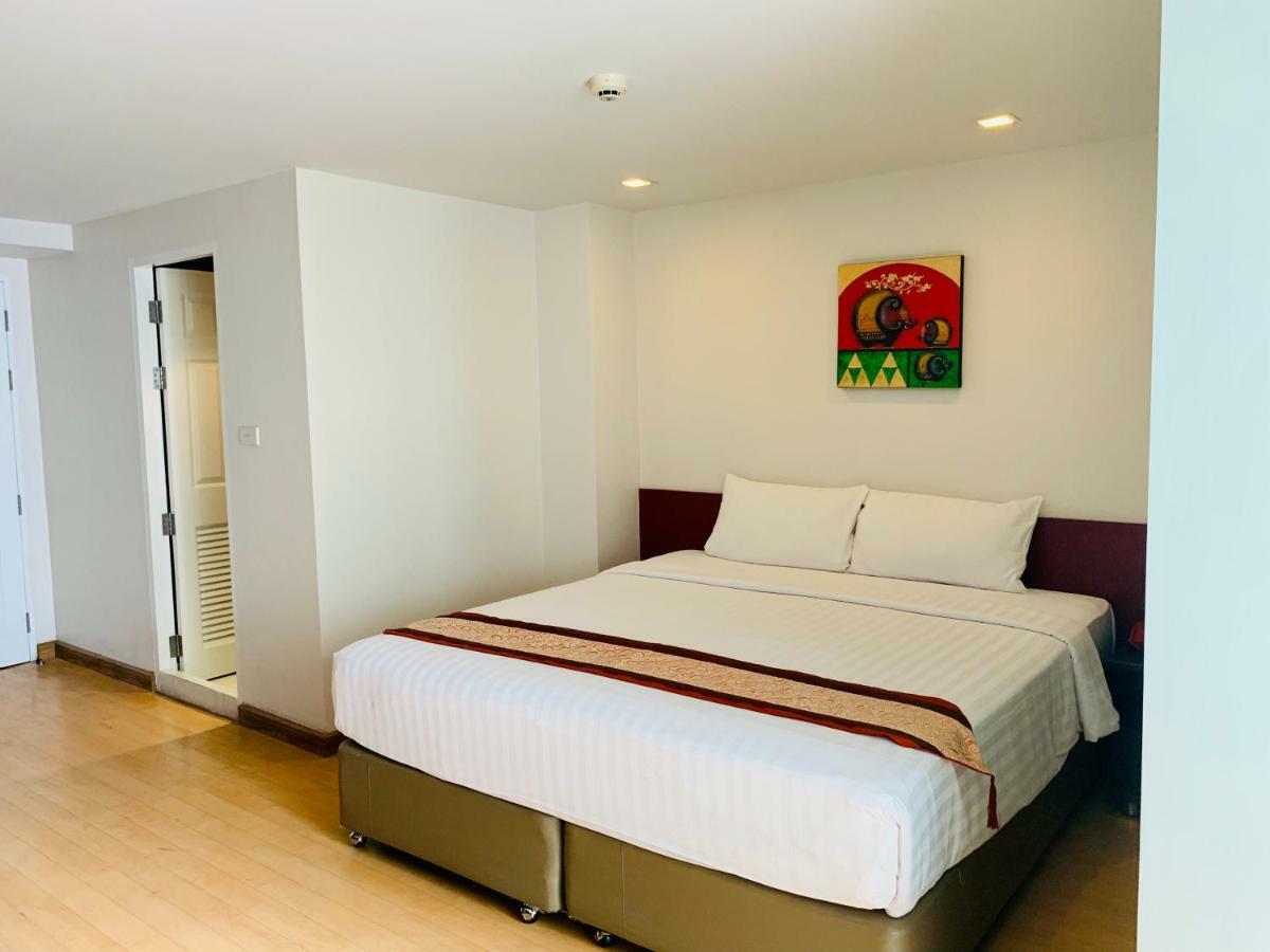 I Residence Hotel Sathorn Bangkok Buitenkant foto