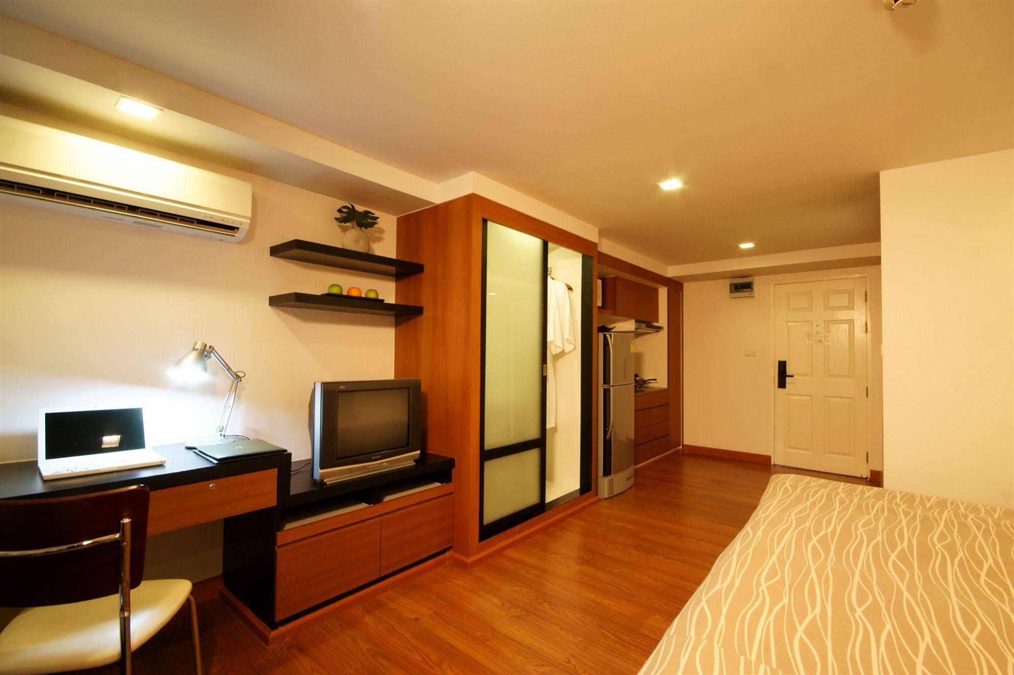 I Residence Hotel Sathorn Bangkok Buitenkant foto